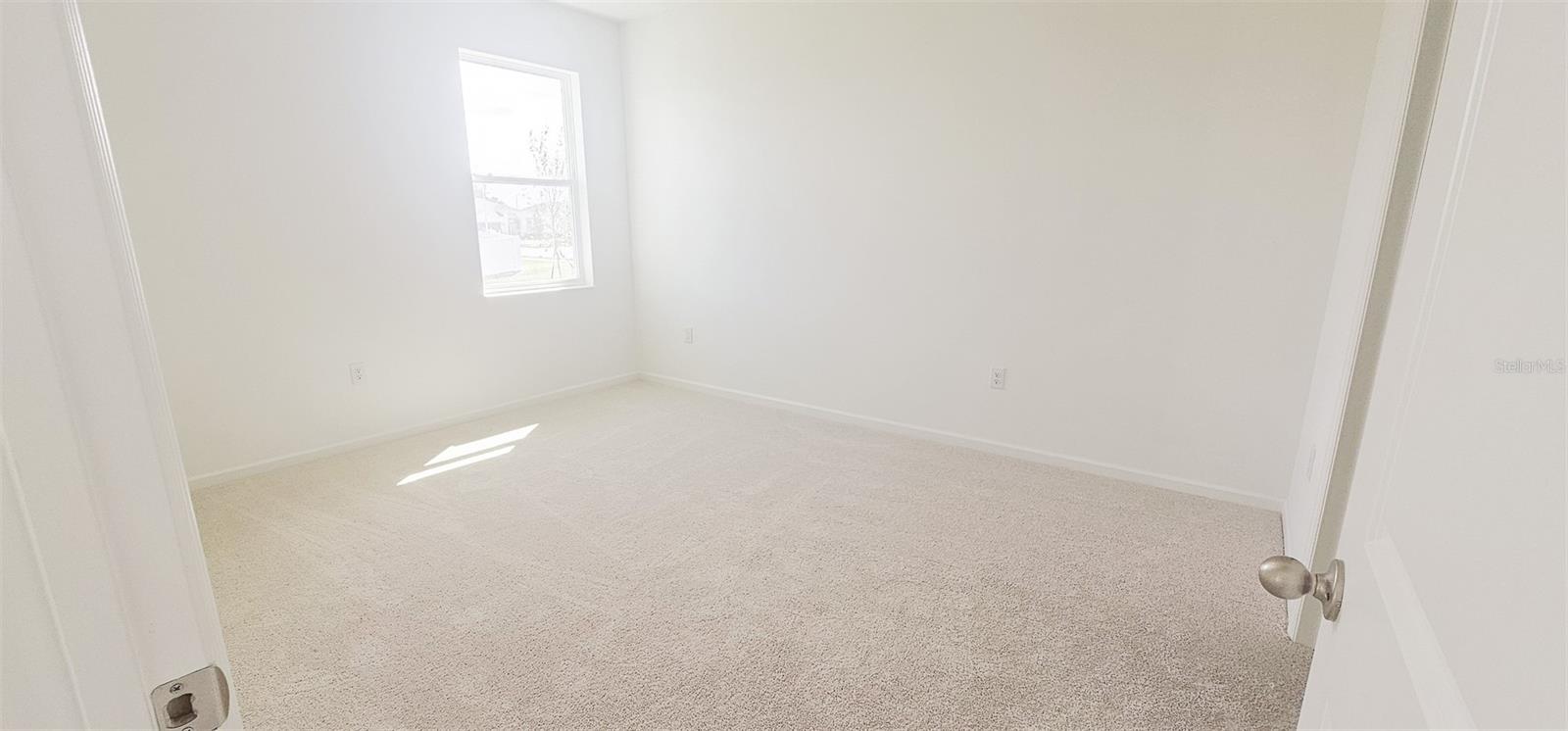 Image 18 of 22 For 2043 Firethorn Loop