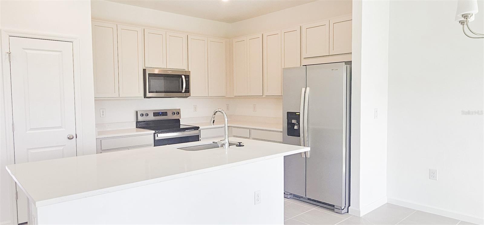 Image 5 of 22 For 2043 Firethorn Loop