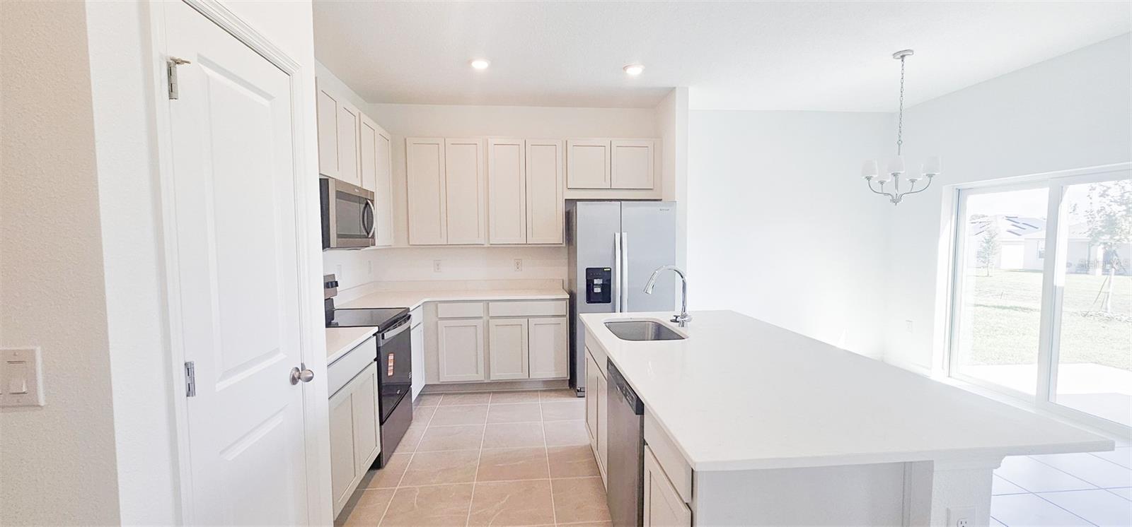 Image 6 of 22 For 2043 Firethorn Loop