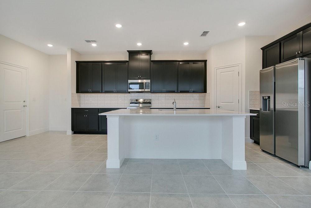 Image 9 of 24 For 4807 Cross Prairie Parkway