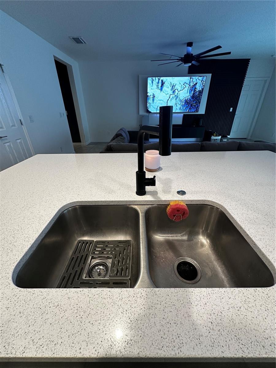 Image 11 of 31 For 1563 Wynell Street