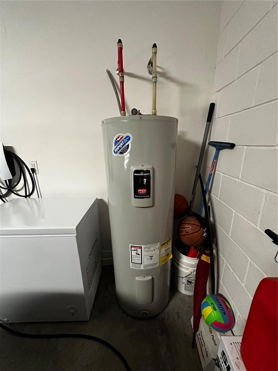 Image 22 of 31 For 1563 Wynell Street