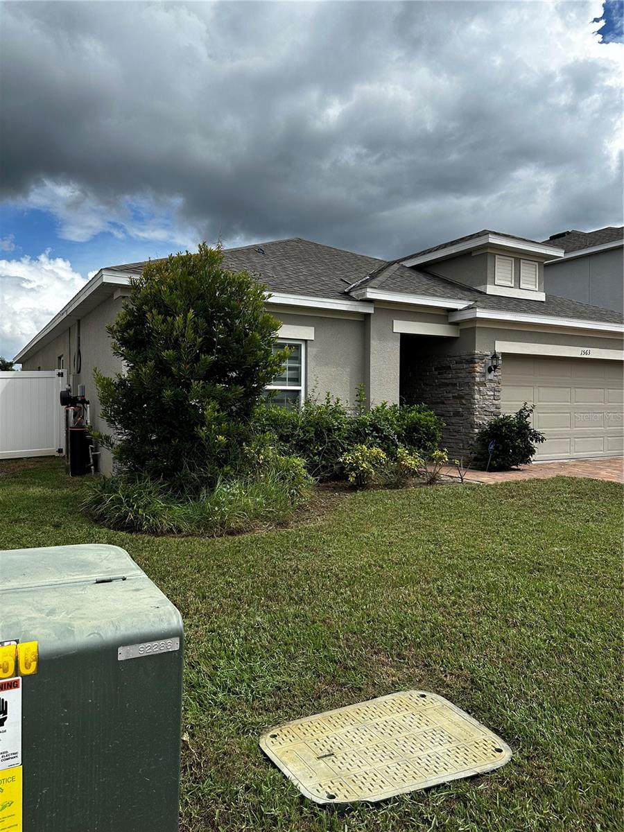 Image 4 of 31 For 1563 Wynell Street