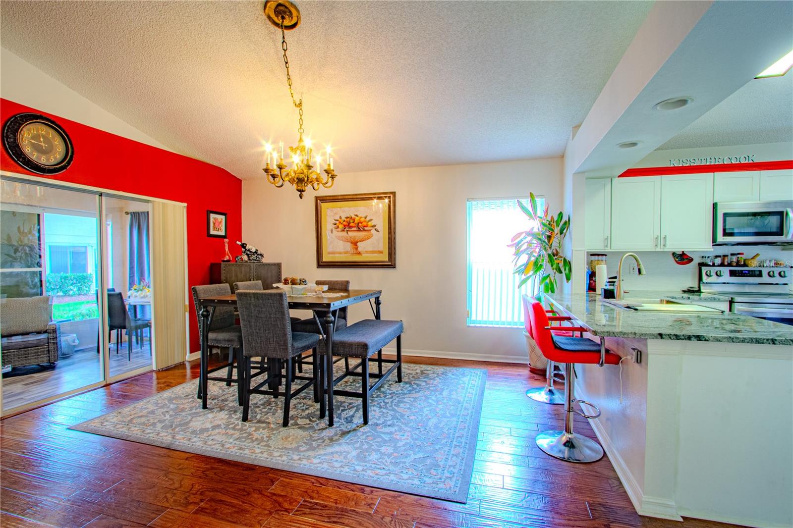 Image 11 of 27 For 3713 Doune Way