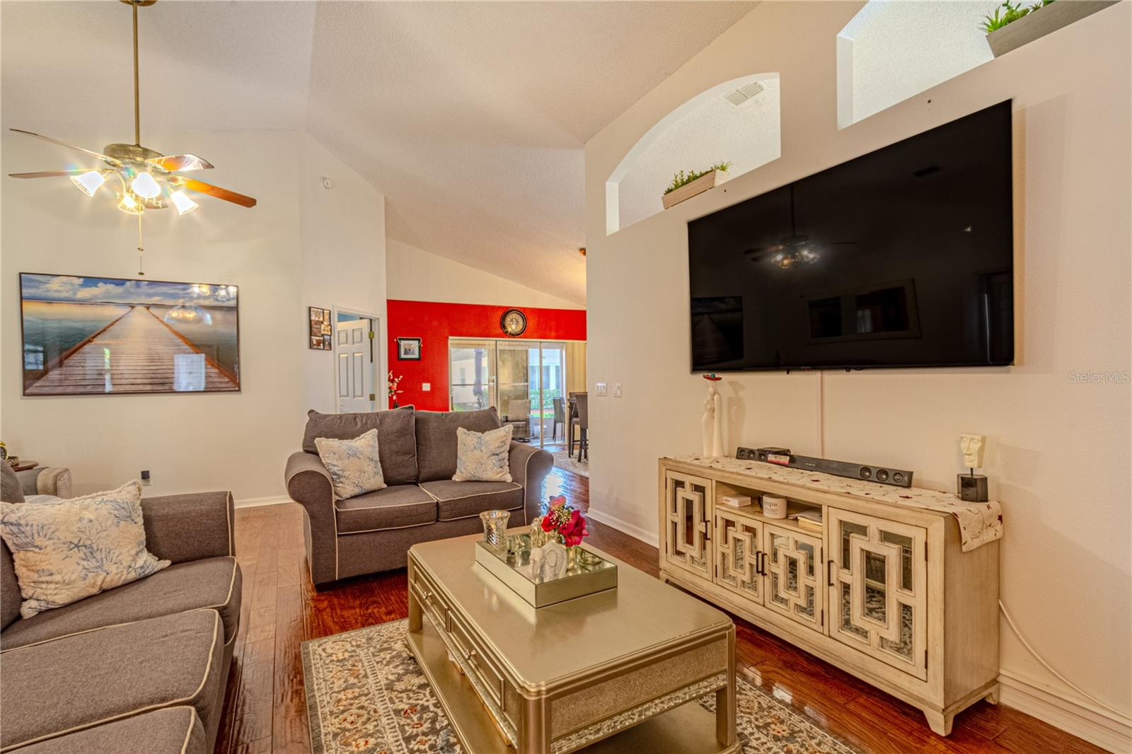 Image 12 of 27 For 3713 Doune Way