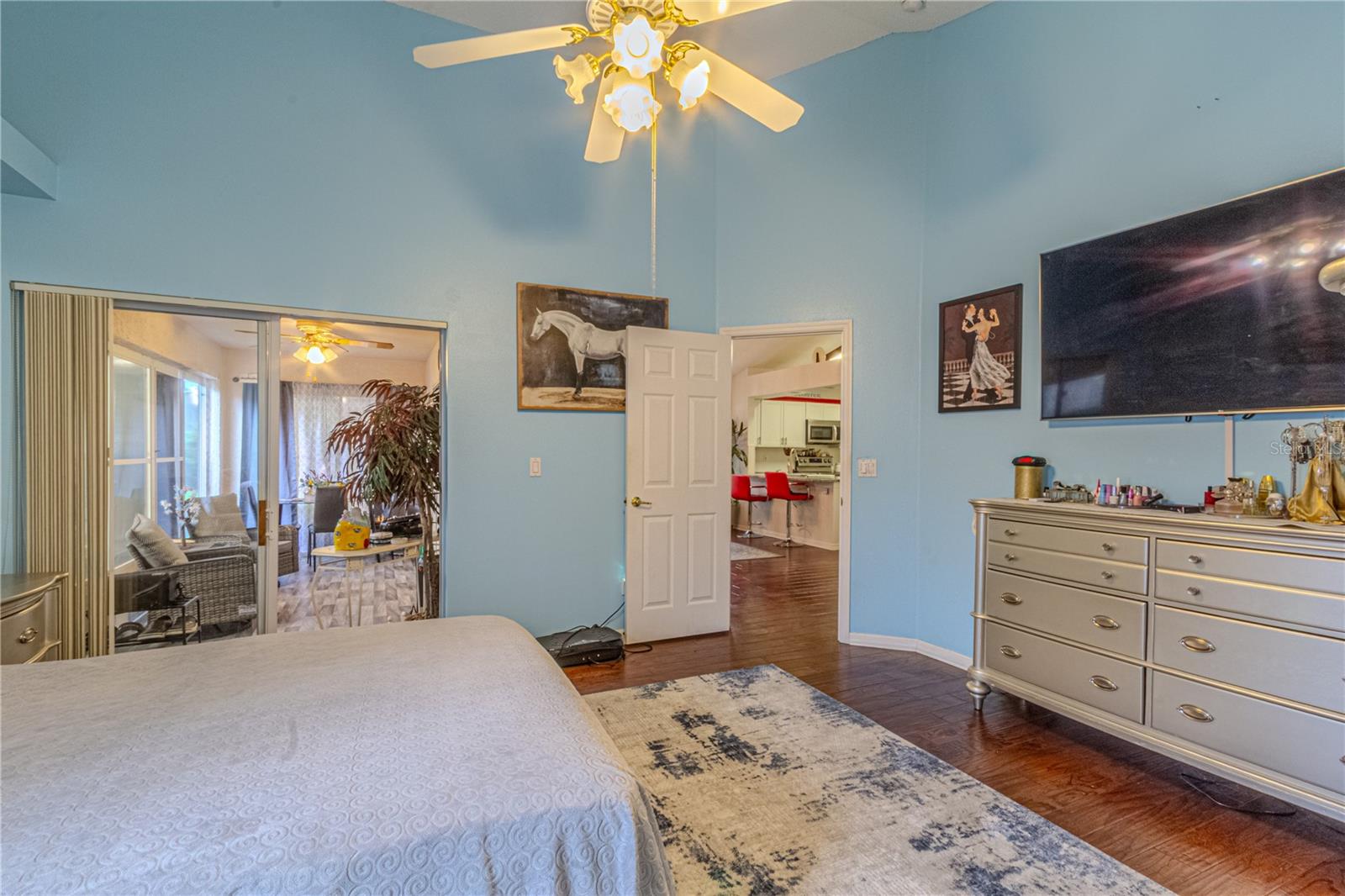 Image 16 of 27 For 3713 Doune Way
