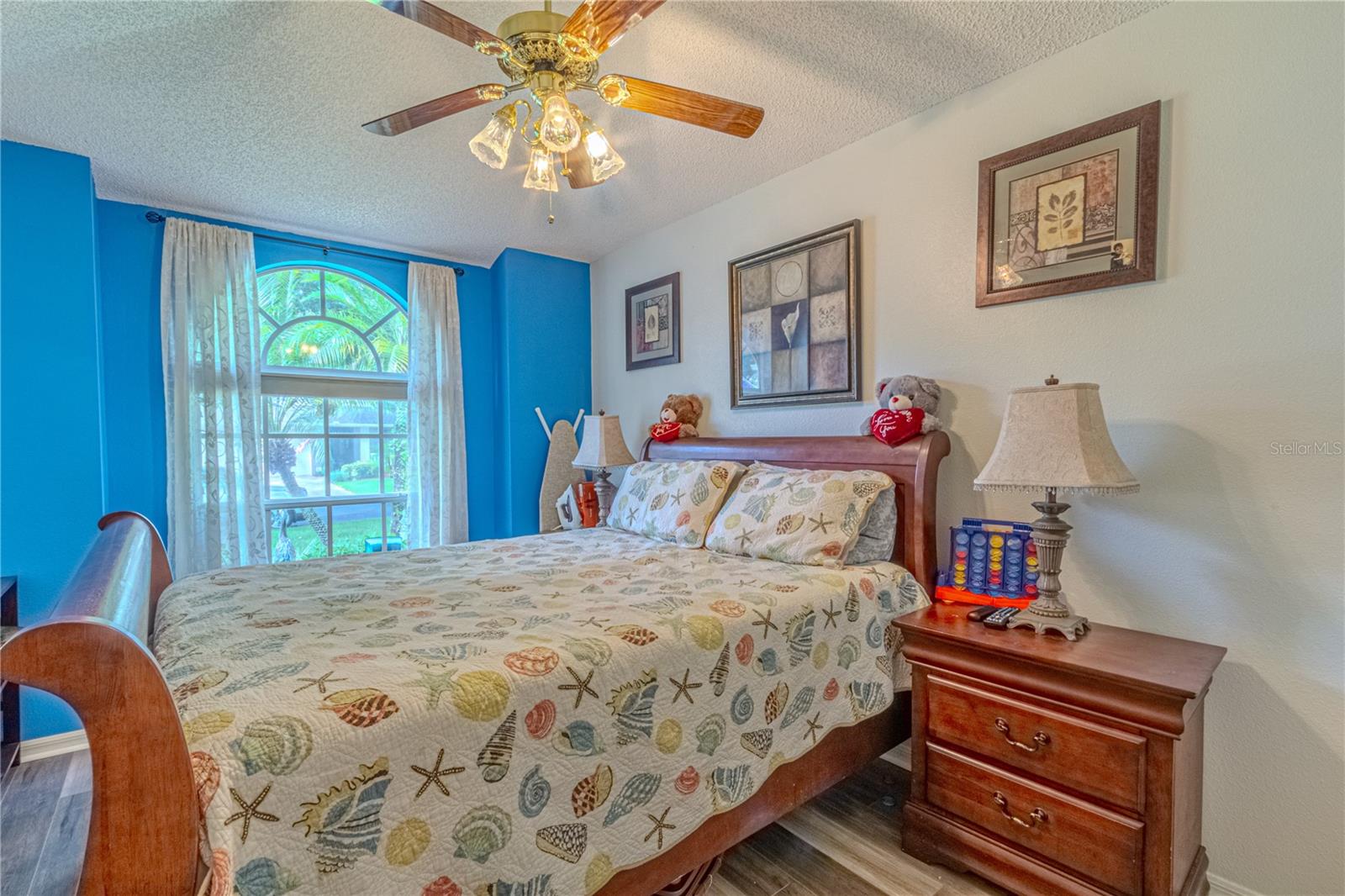Image 21 of 27 For 3713 Doune Way