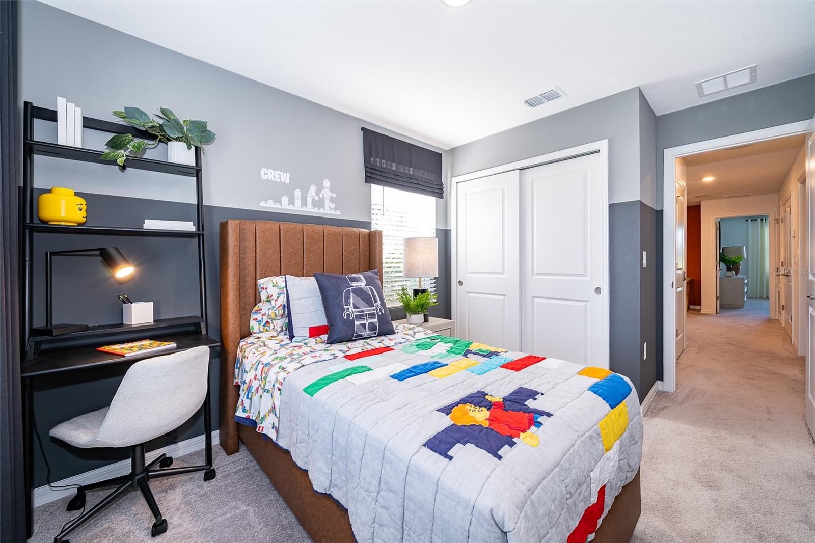Image 22 of 29 For 2596 Penguin Boulevard