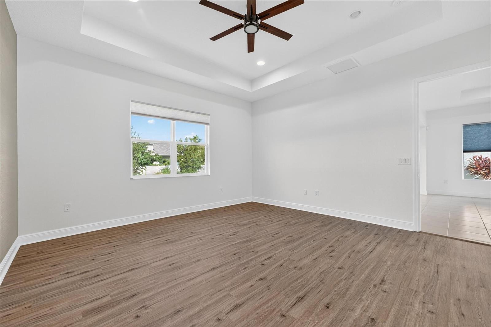Image 40 of 90 For 8677 Bridgeport Bay Circle