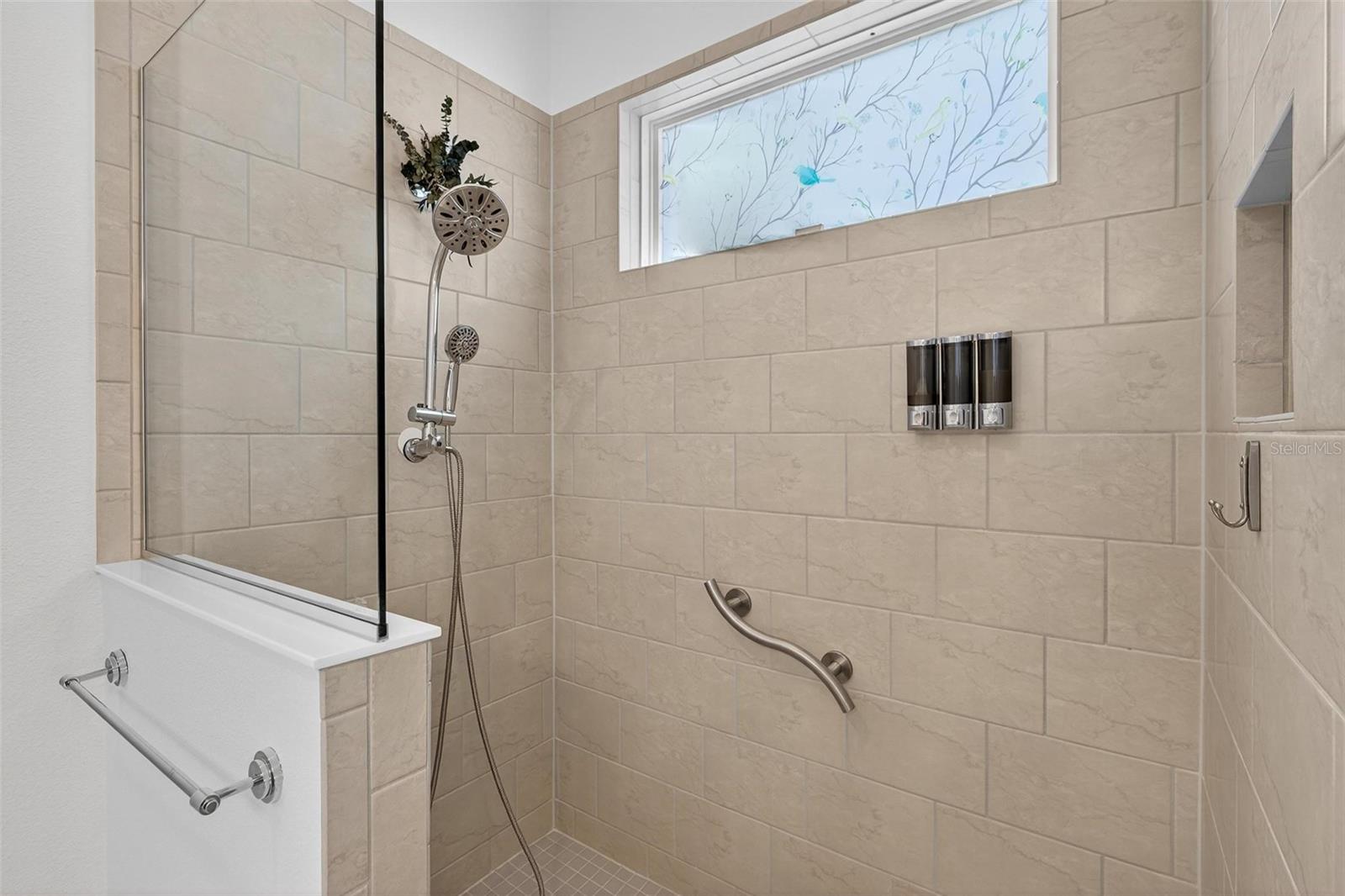 Image 48 of 90 For 8677 Bridgeport Bay Circle