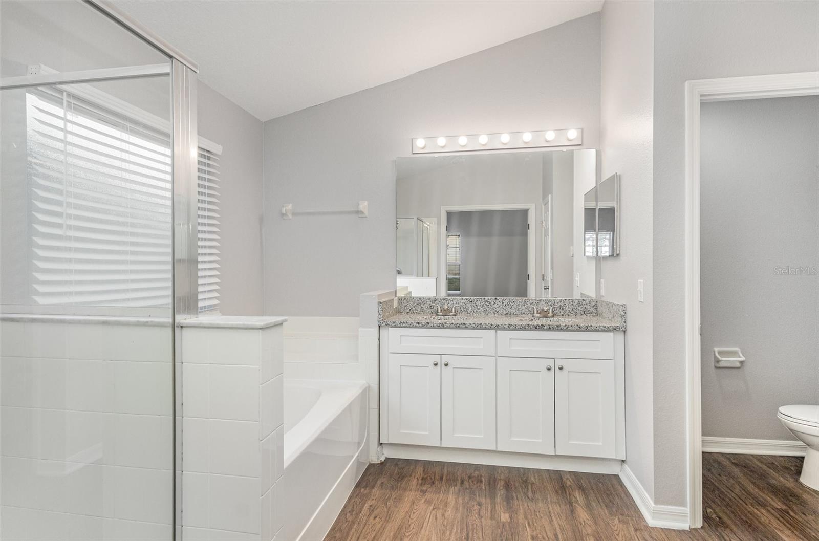 Image 14 of 15 For 204 Silver Palms Cir