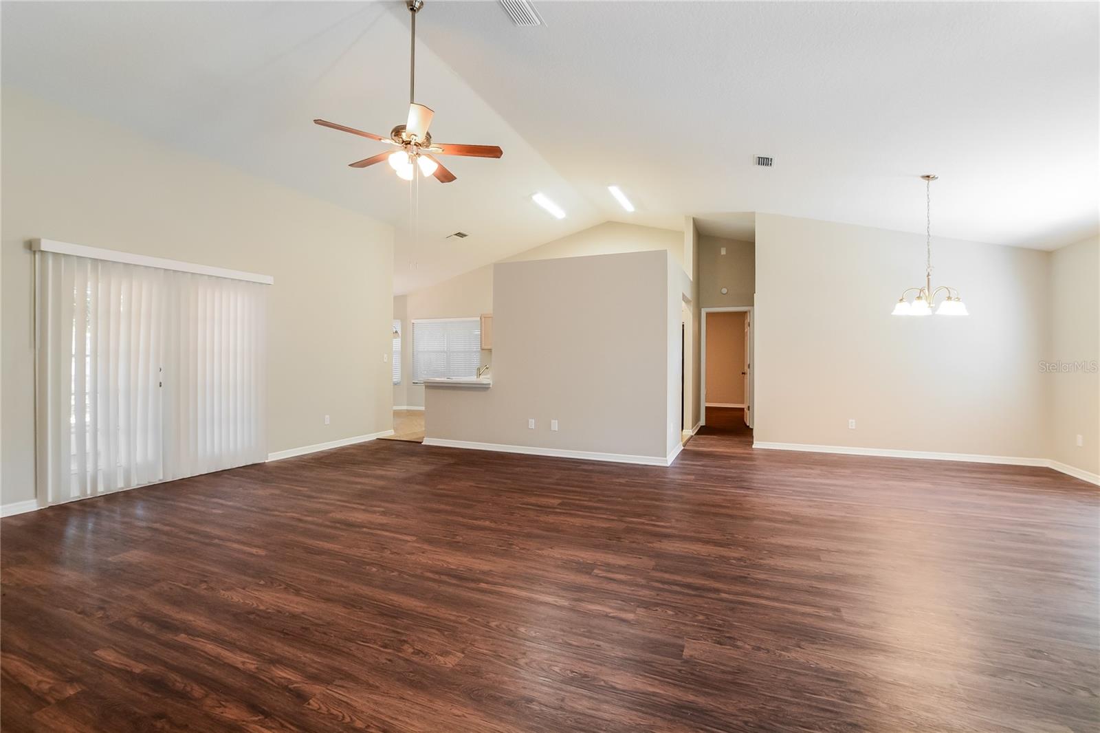 Image 2 of 15 For 605 Dorothy Circle