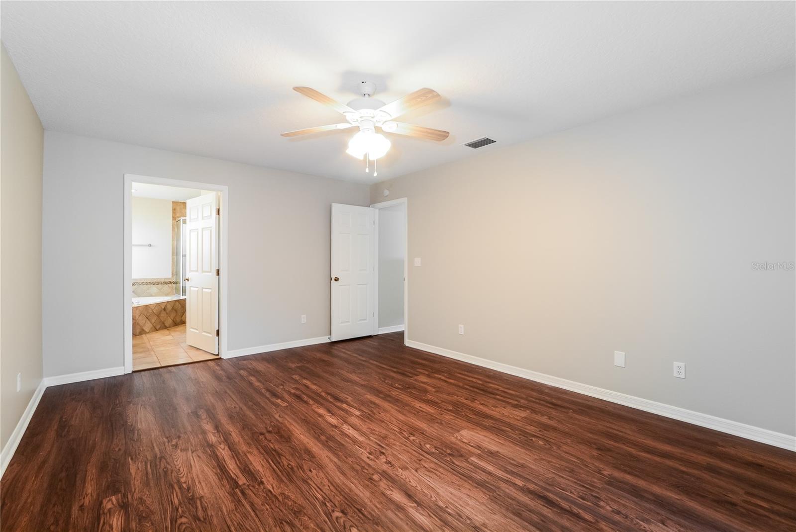 Image 8 of 15 For 605 Dorothy Circle