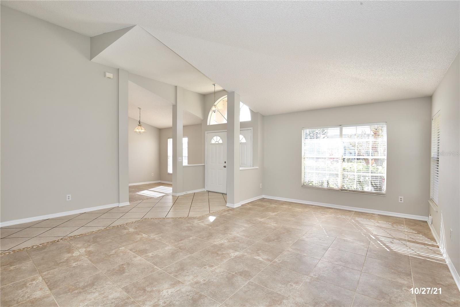 Image 4 of 26 For 1933 Gamboge Drive