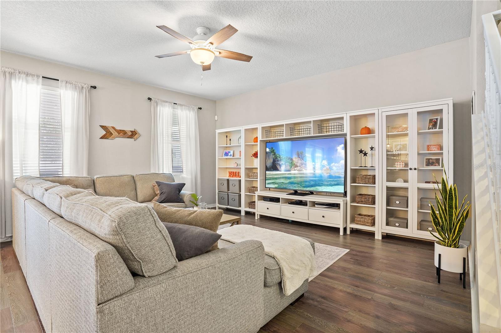 Image 6 of 52 For 7888 Pleasant Pine Circle