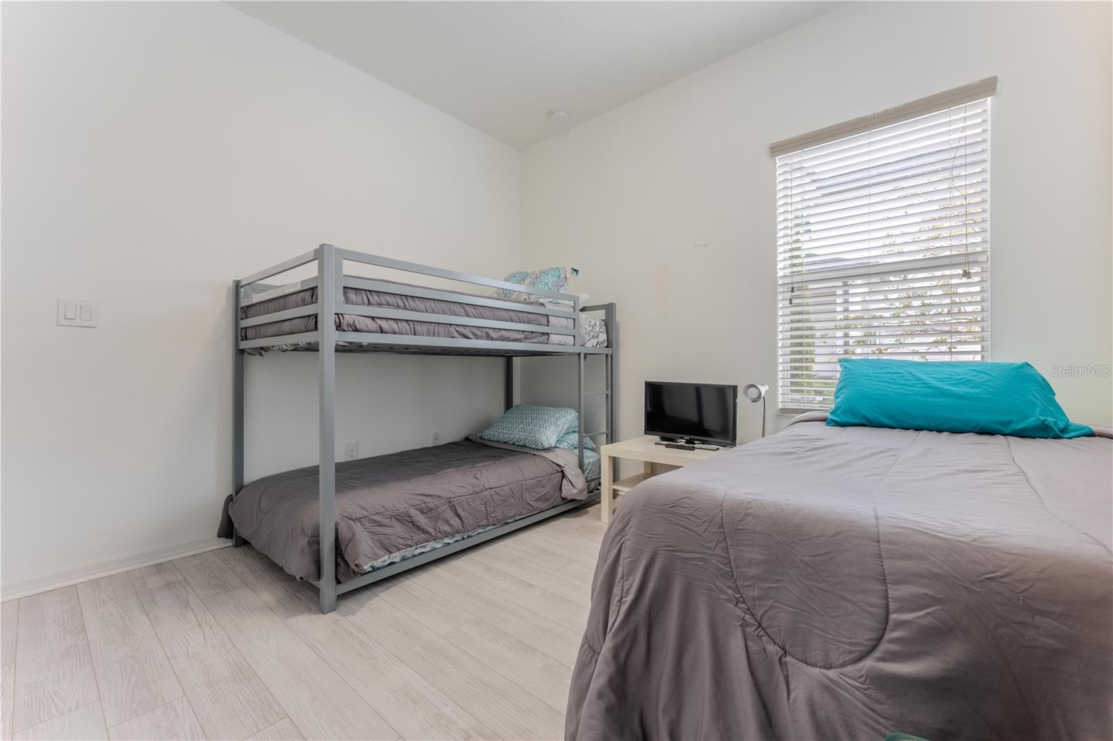 Image 40 of 60 For 3052 Youngford Street