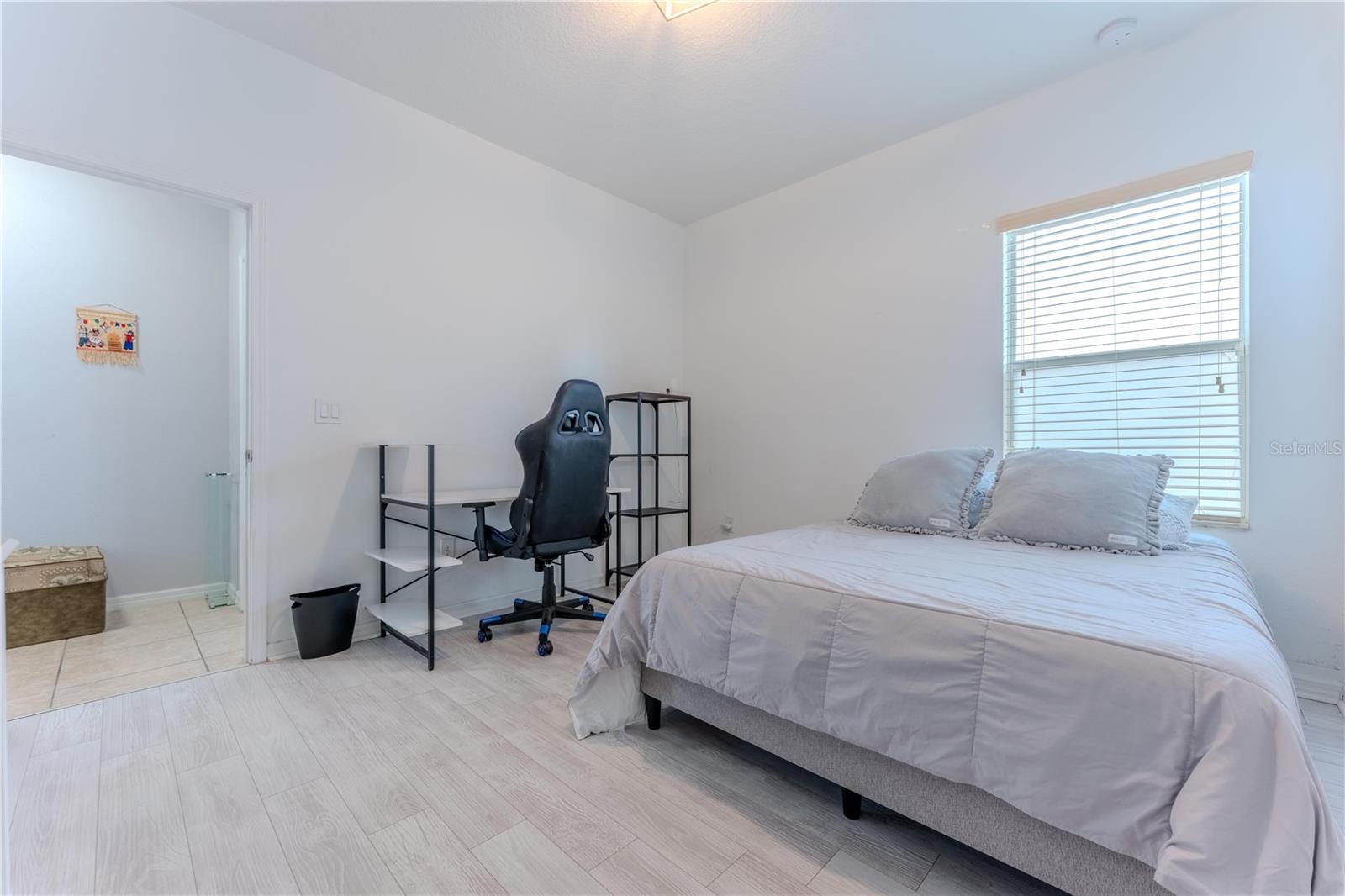 Image 43 of 60 For 3052 Youngford Street