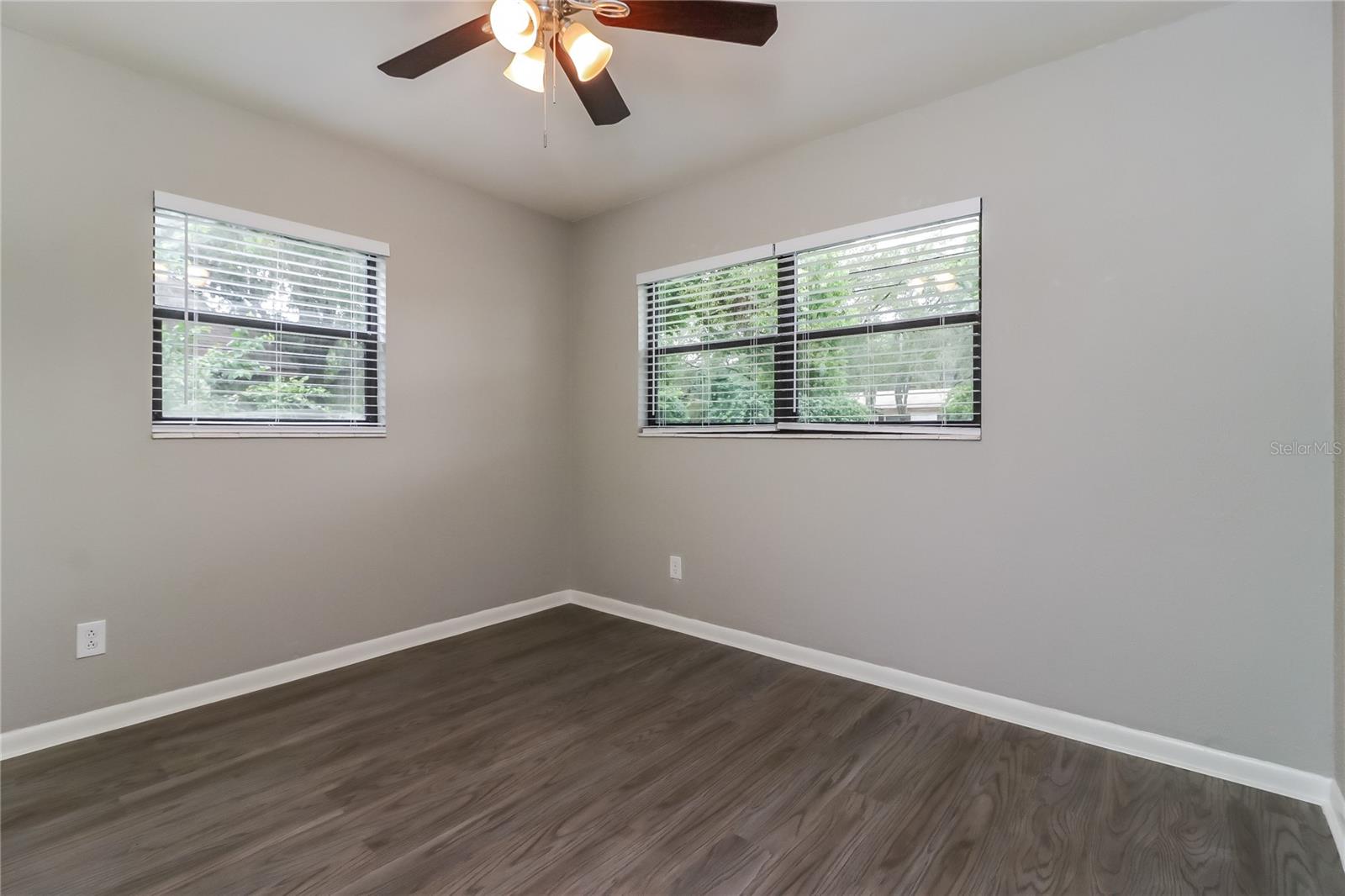 Image 11 of 16 For 8911 Navajo Avenue