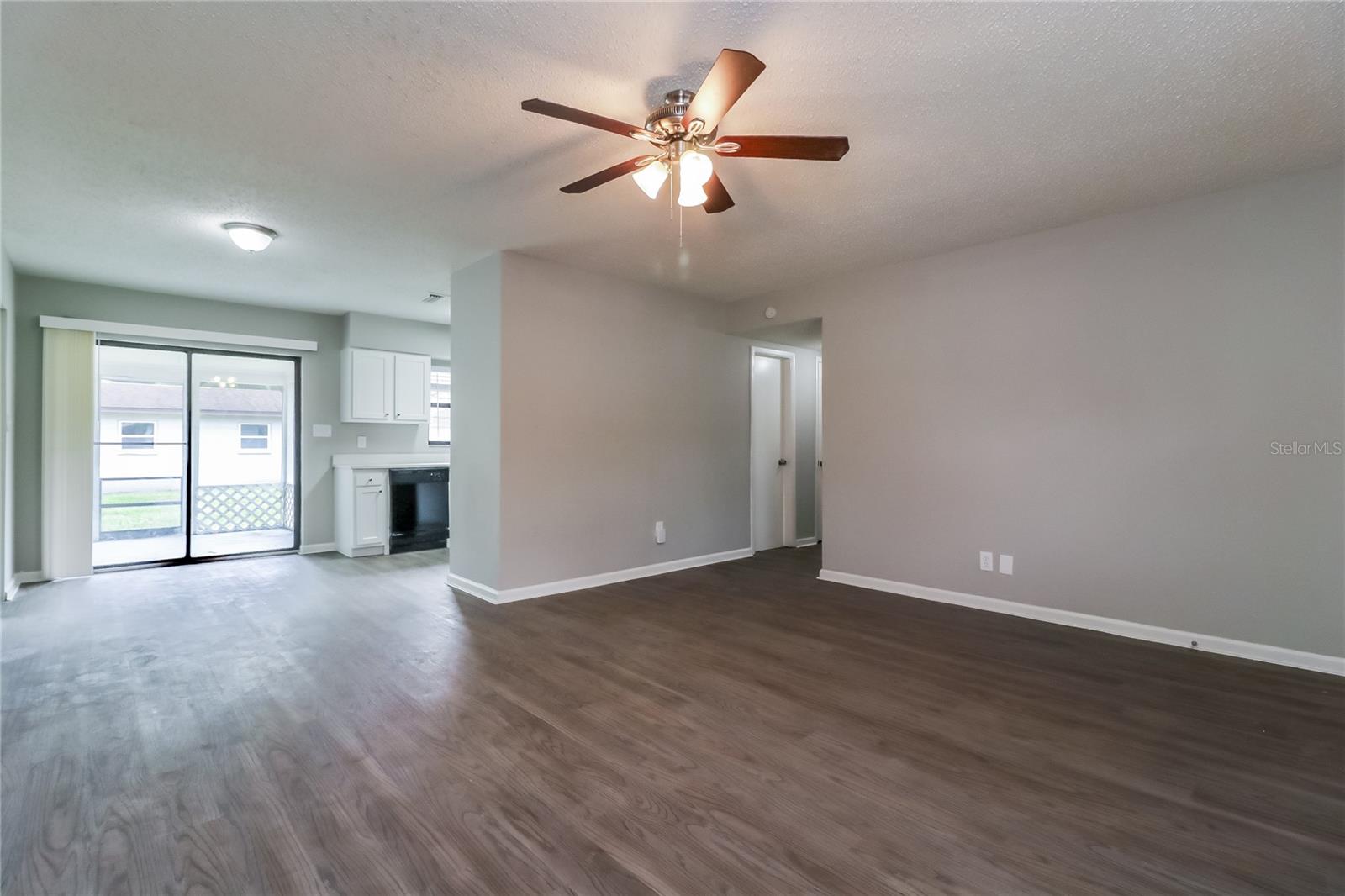 Image 4 of 16 For 8911 Navajo Avenue