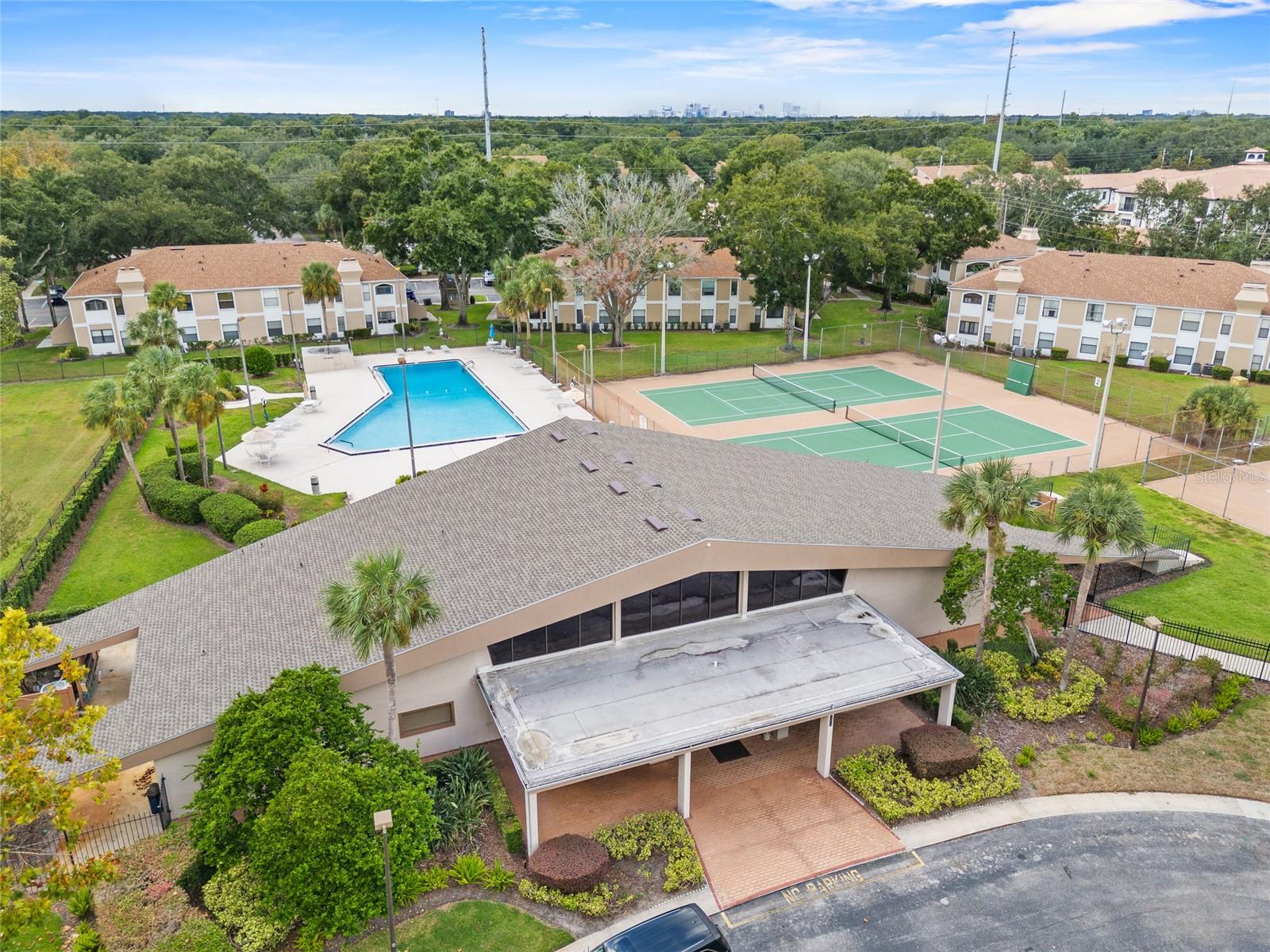 Image 33 of 36 For 3006 Semoran Boulevard 3