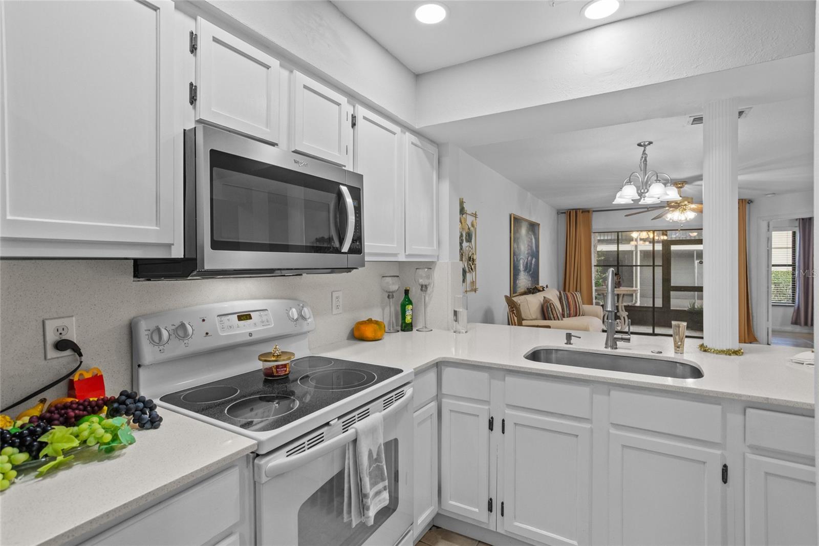 Image 6 of 36 For 3006 Semoran Boulevard 3