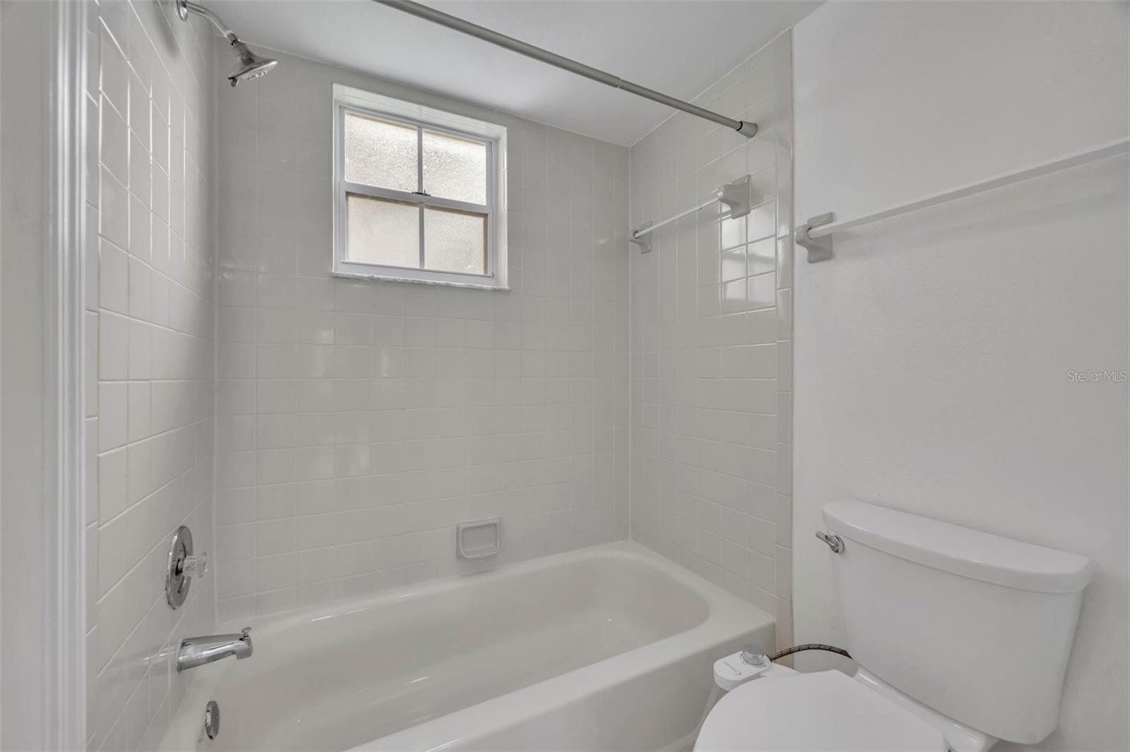 Image 19 of 36 For 4823 Brighton Terrace F