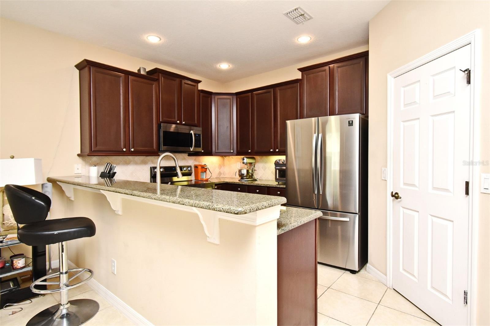 Image 11 of 42 For 451 Harbor Winds Court