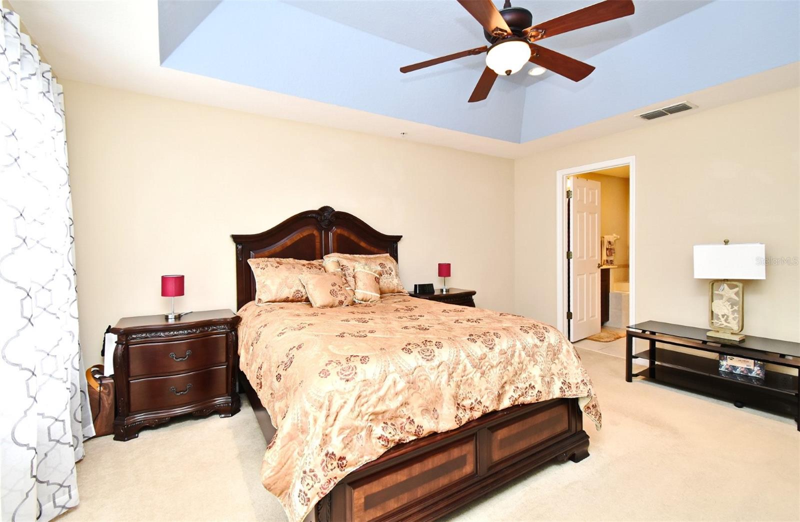 Image 32 of 42 For 451 Harbor Winds Court