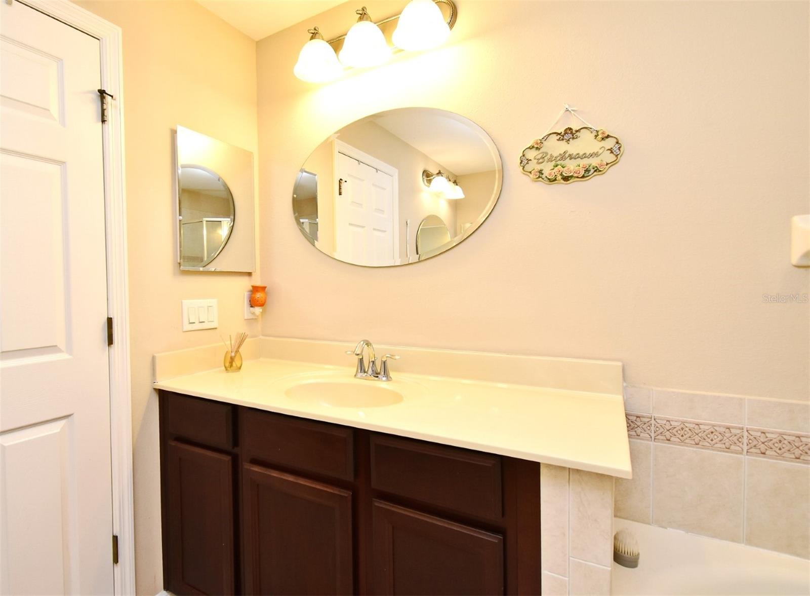 Image 36 of 42 For 451 Harbor Winds Court