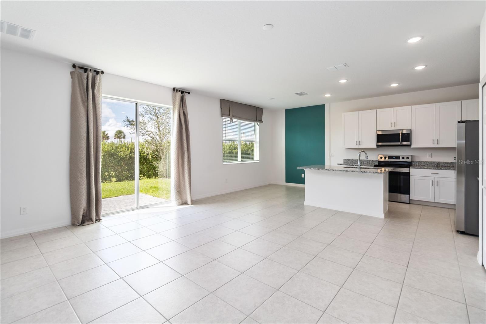 Image 4 of 30 For 210 Tarpon Bay Boulevard