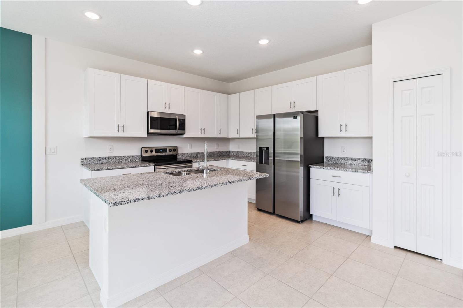 Image 8 of 30 For 210 Tarpon Bay Boulevard