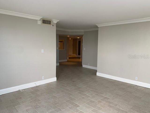 Image 9 of 31 For 400 Colonial Drive 602