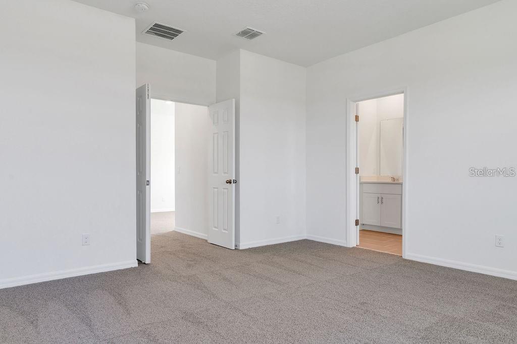 Image 20 of 31 For 4613 Cross Prairie Parkway