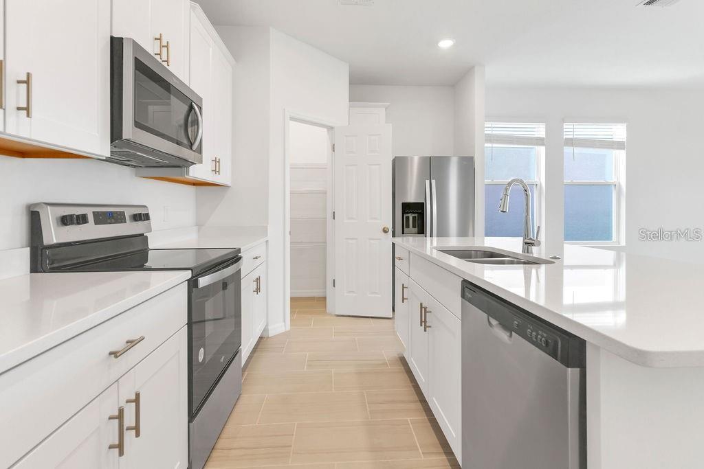 Image 5 of 31 For 4613 Cross Prairie Parkway