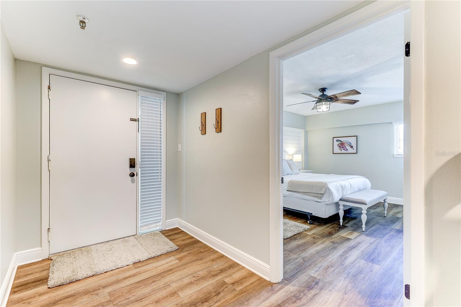 Image 13 of 89 For 16332 Gulf Boulevard 1c