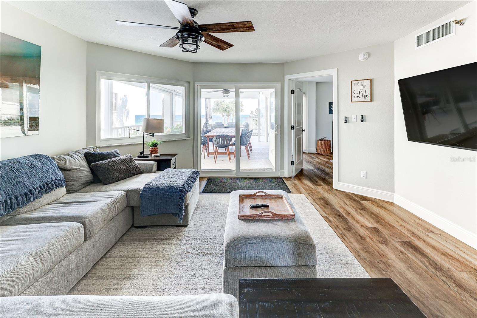 Image 15 of 89 For 16332 Gulf Boulevard 1c