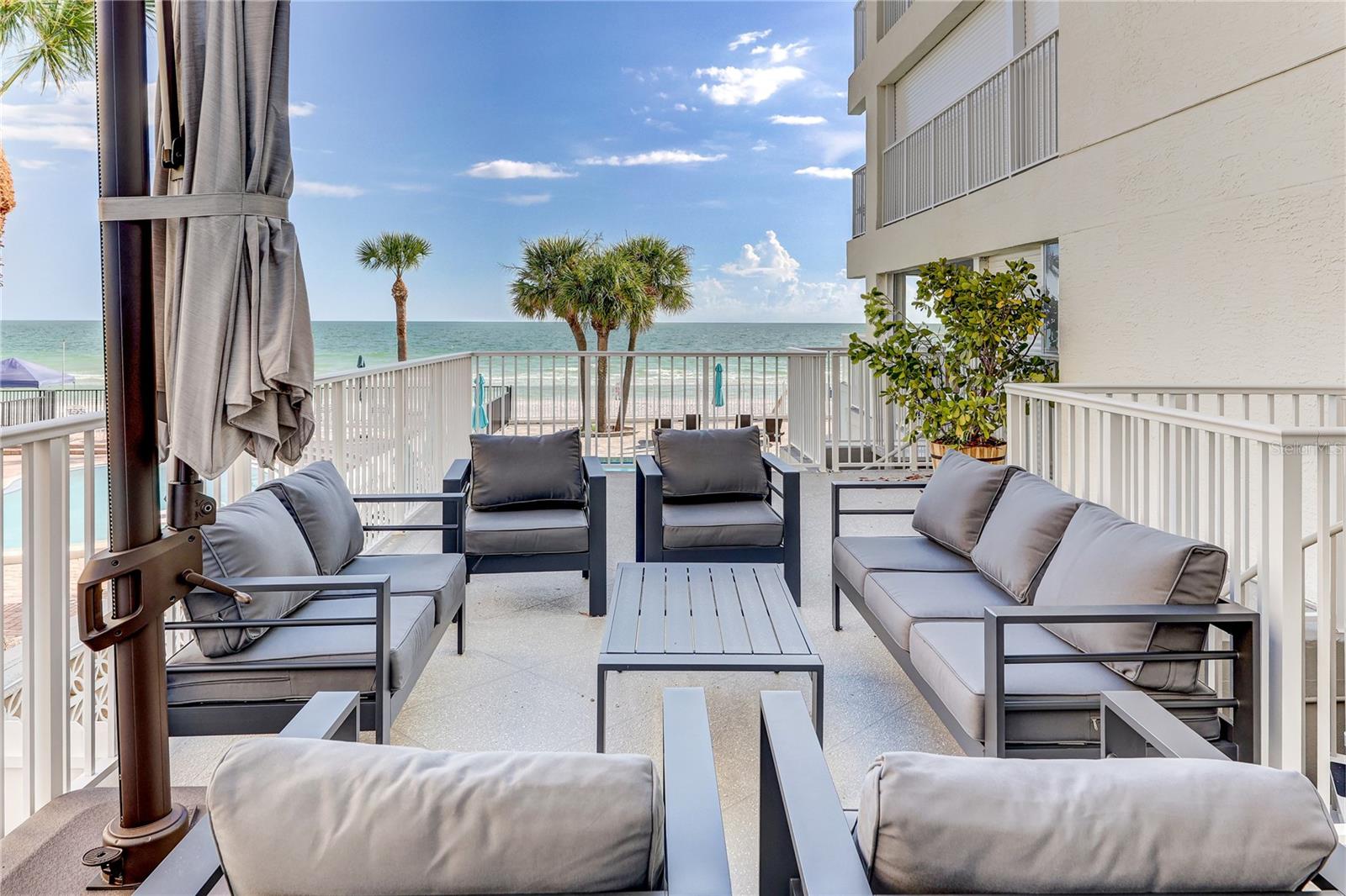 Image 2 of 89 For 16332 Gulf Boulevard 1c