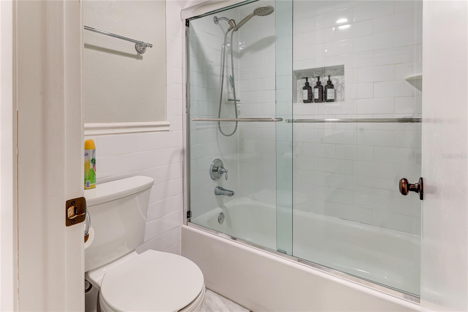 Image 31 of 89 For 16332 Gulf Boulevard 1c