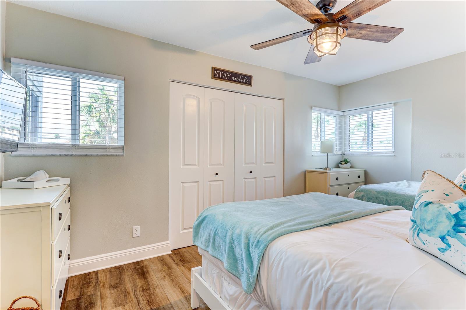 Image 35 of 89 For 16332 Gulf Boulevard 1c