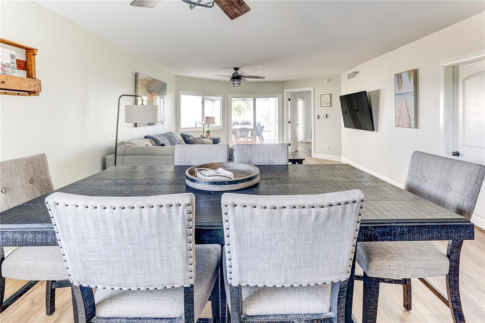 Image 46 of 89 For 16332 Gulf Boulevard 1c