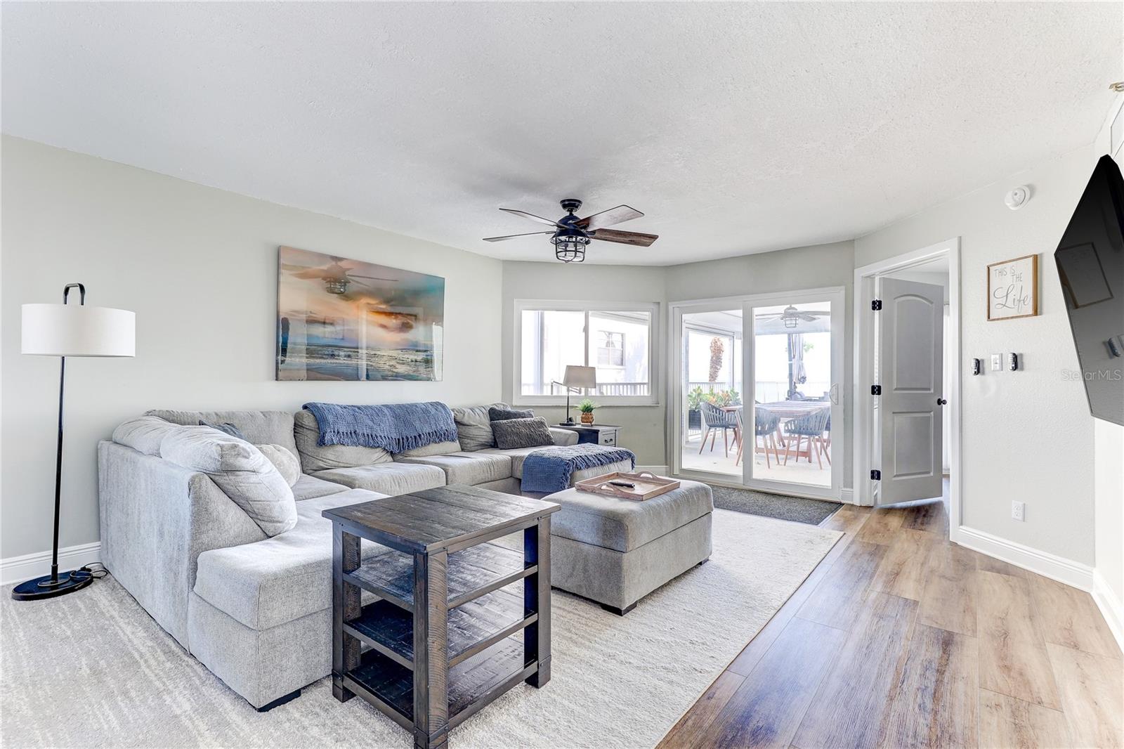 Image 48 of 89 For 16332 Gulf Boulevard 1c
