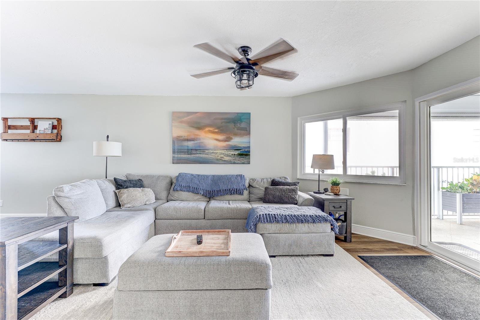 Image 52 of 89 For 16332 Gulf Boulevard 1c