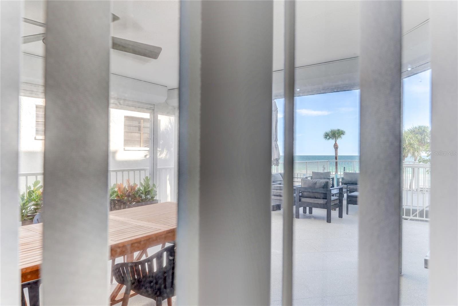 Image 62 of 89 For 16332 Gulf Boulevard 1c