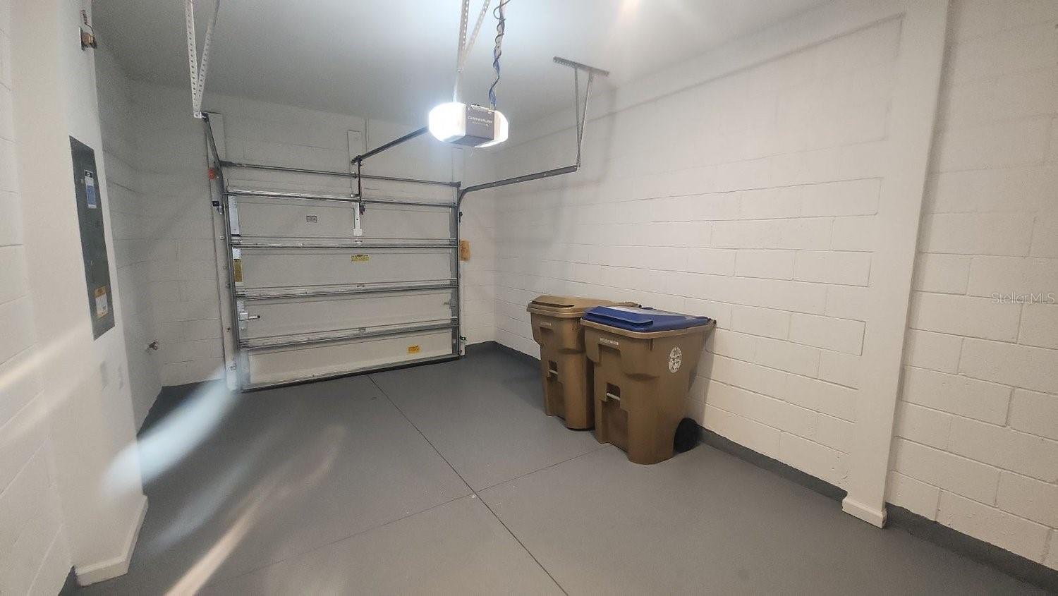 Image 21 of 38 For 9088 Ocean Tide Way