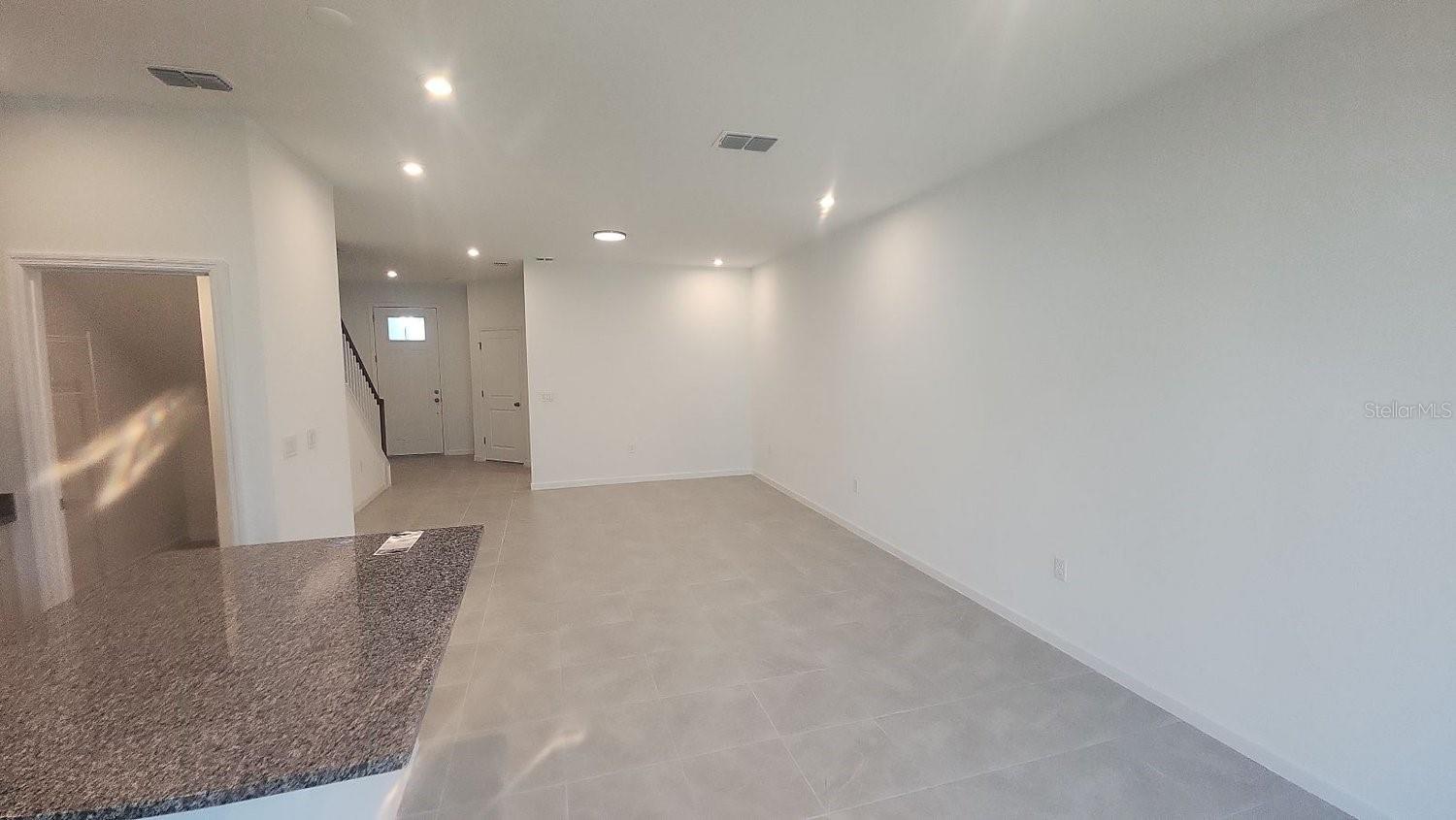 Image 25 of 38 For 9088 Ocean Tide Way