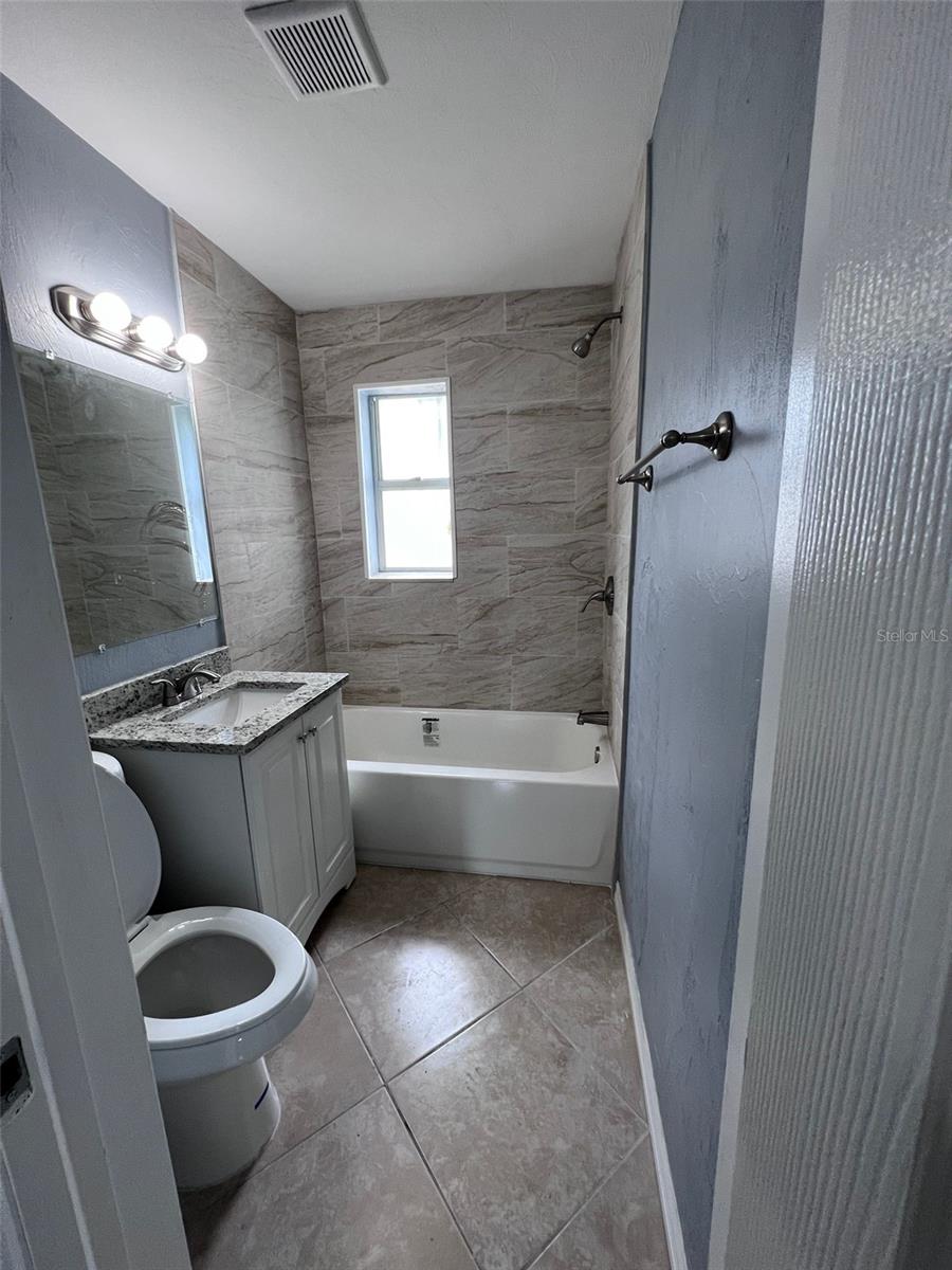 Image 6 of 14 For 618 Colfax Drive