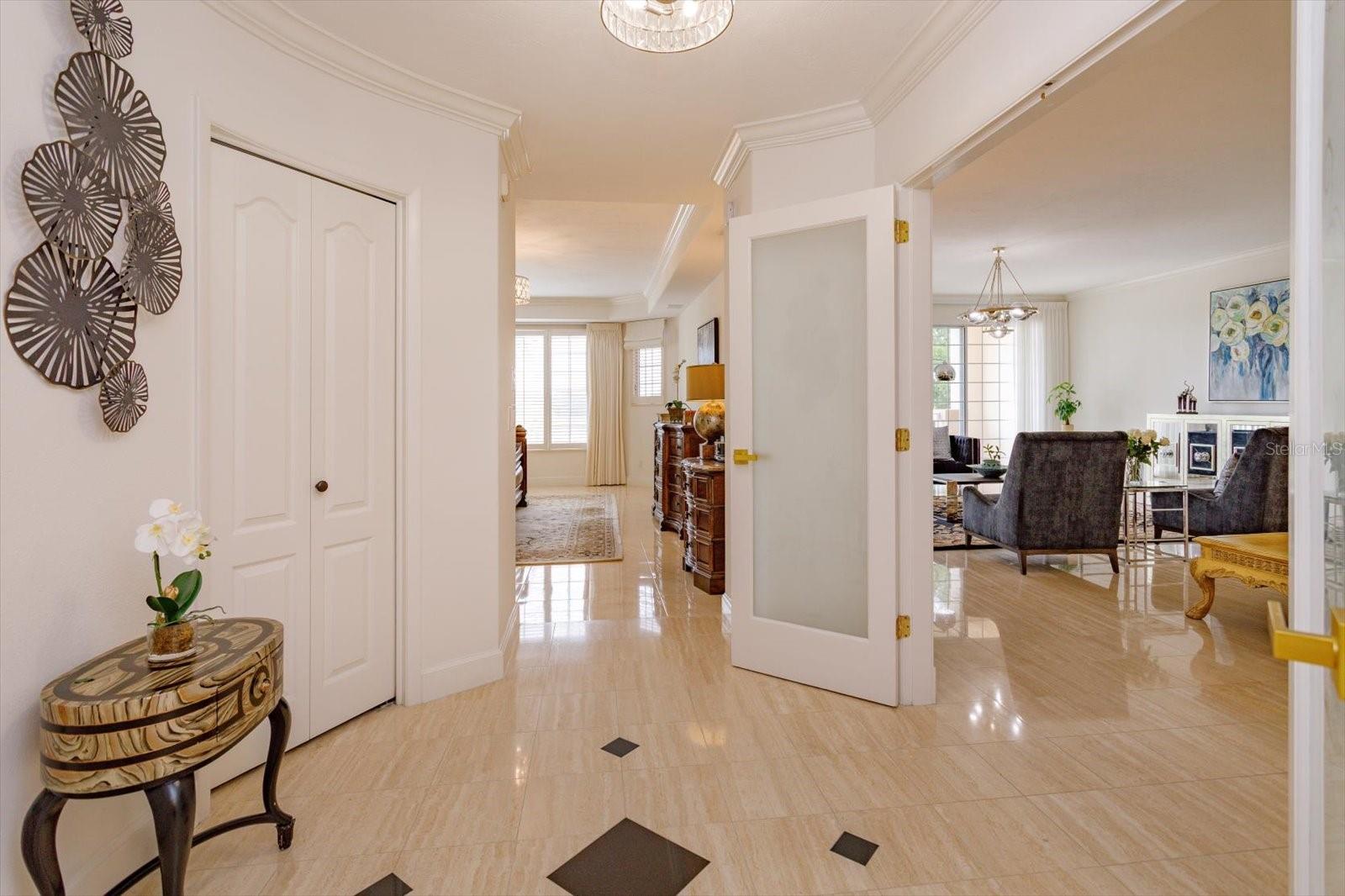 Image 20 of 51 For 1110 Ivanhoe Boulevard 9