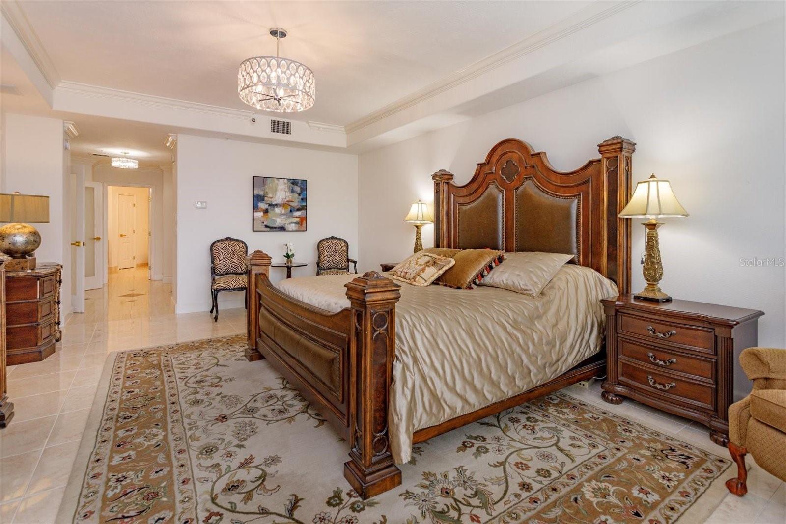 Image 28 of 51 For 1110 Ivanhoe Boulevard 9