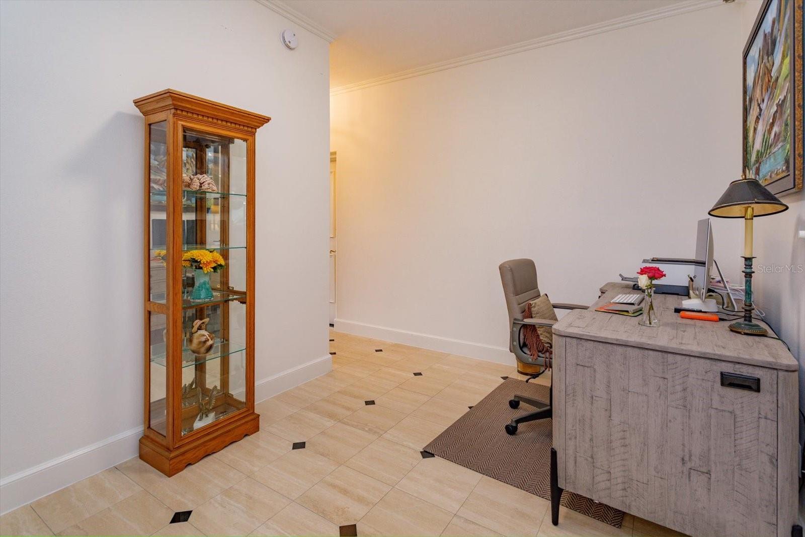 Image 30 of 51 For 1110 Ivanhoe Boulevard 9