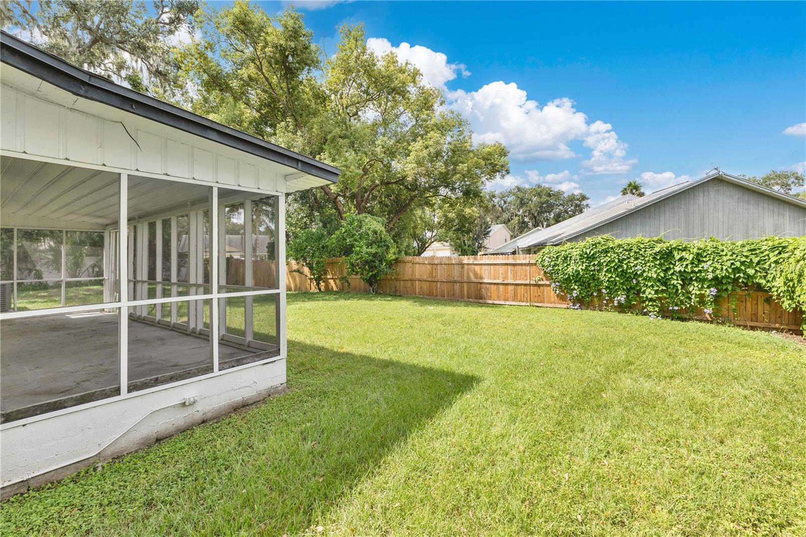 Image 18 of 19 For 4629 Harden Boulevard